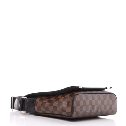 Louis Vuitton Damier Ebene District PM 4 of 12
