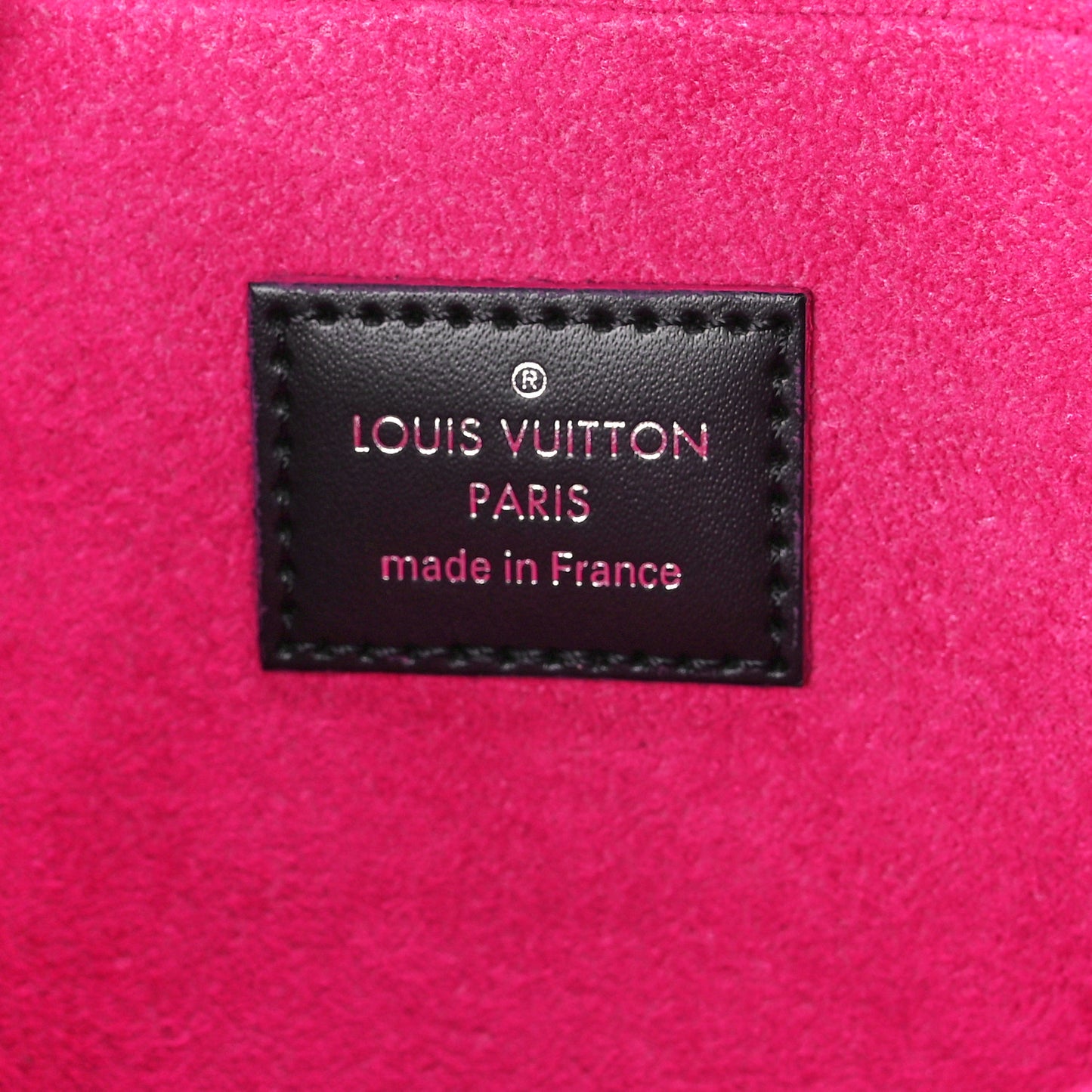 Epi Pochette Felicie Black Hot Pink