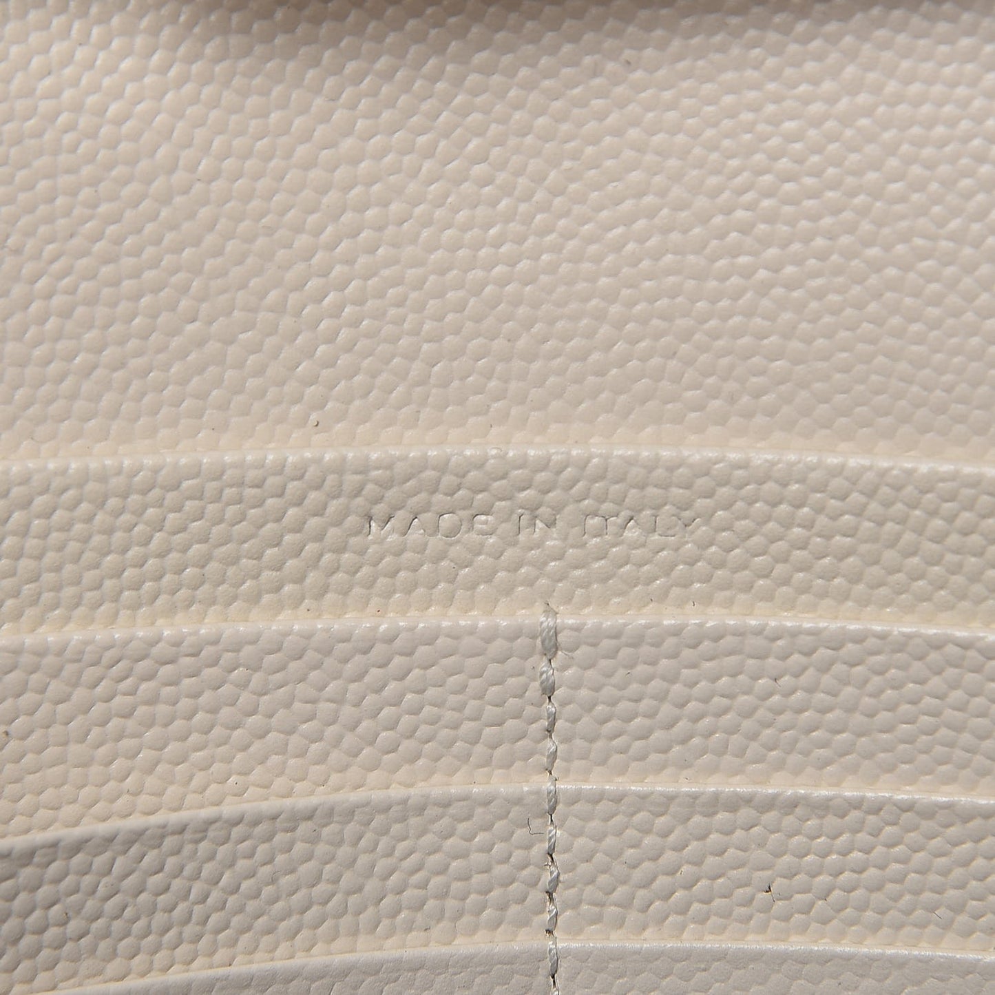 Grain De Poudre Matelasse Chevron Monogram Chain Wallet Porcellana