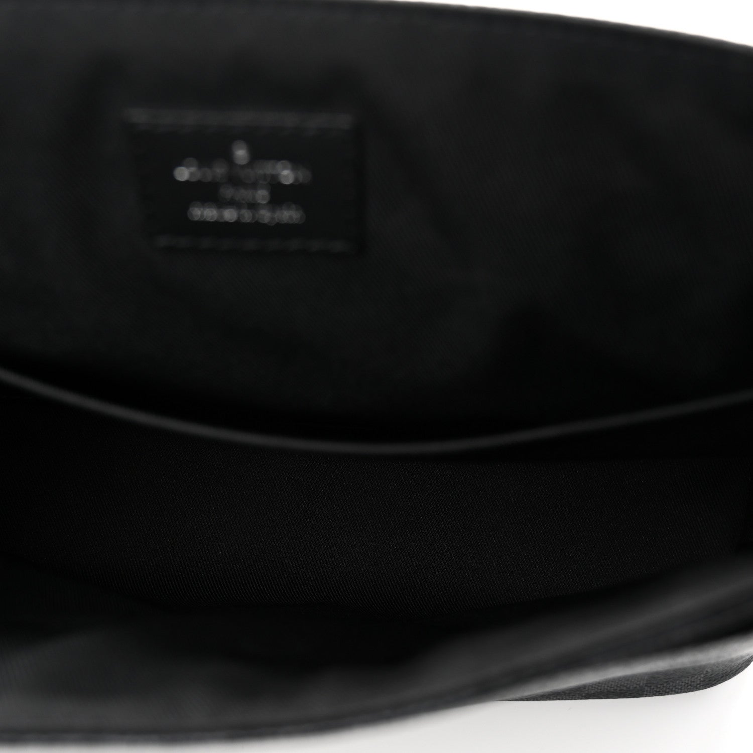 Louis Vuitton Damier Graphite Alps District PM 1854441 – FASHIONPHILE