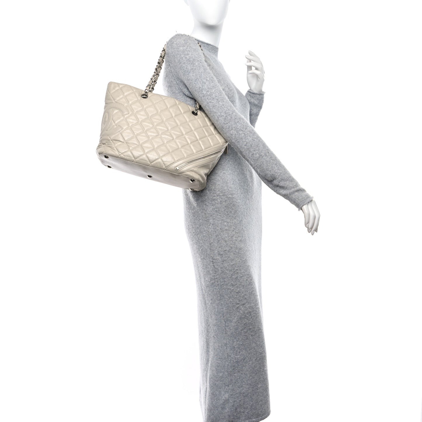 Aged Calfskin Quilted Large Cotton Club Tote Pearl