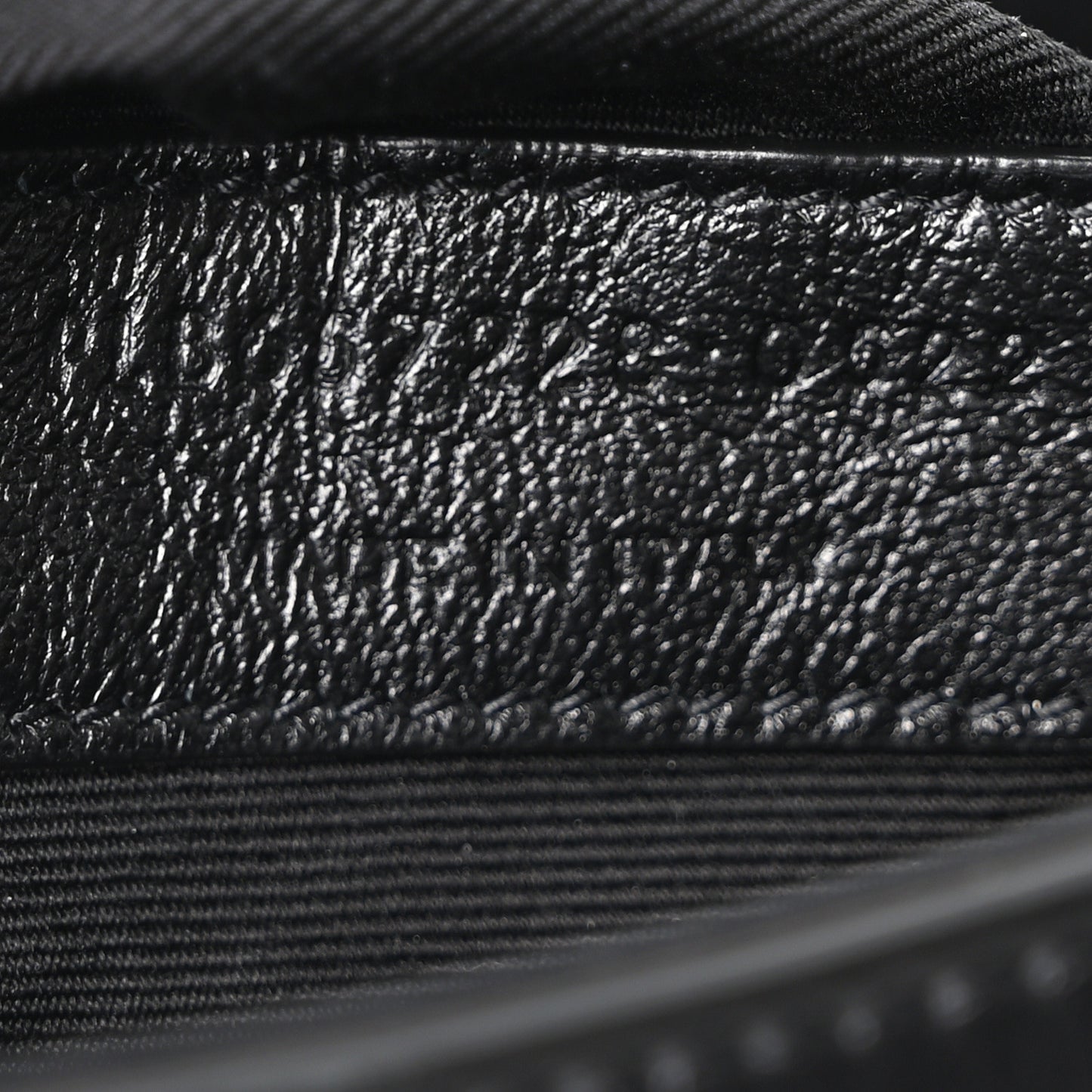 Smooth Calfskin Le 5 A 7 Hobo Black