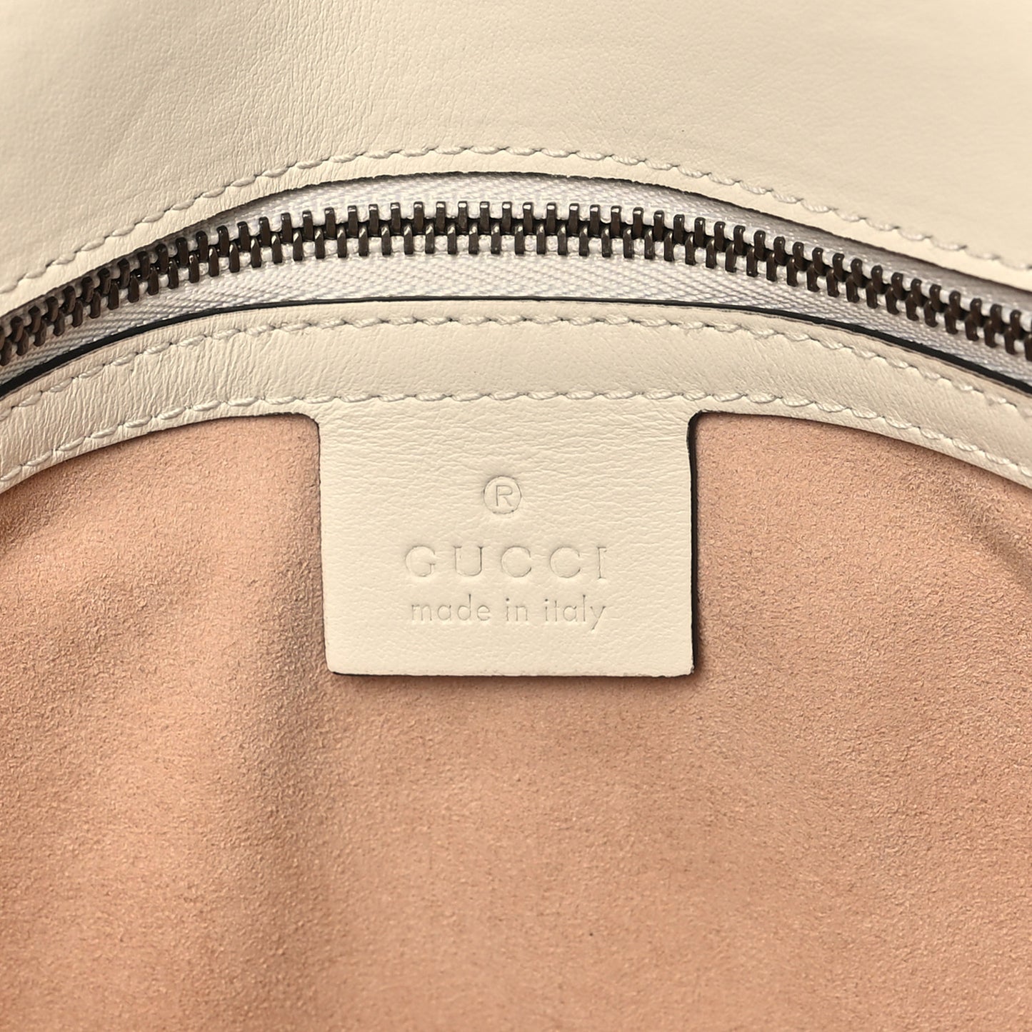 Calfskin Matelasse Small GG Marmont Shoulder Bag White