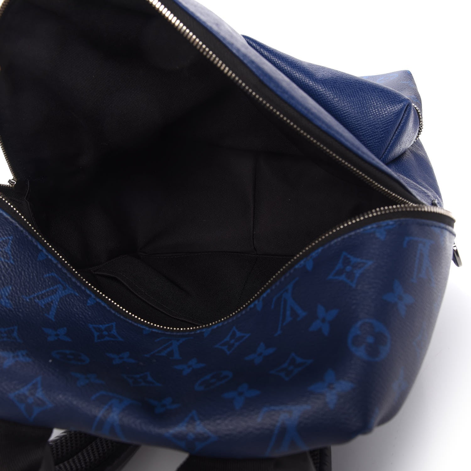 Louis Vuitton Taiga Monogram Discovery Backpack PM Cobalt 5 of 10