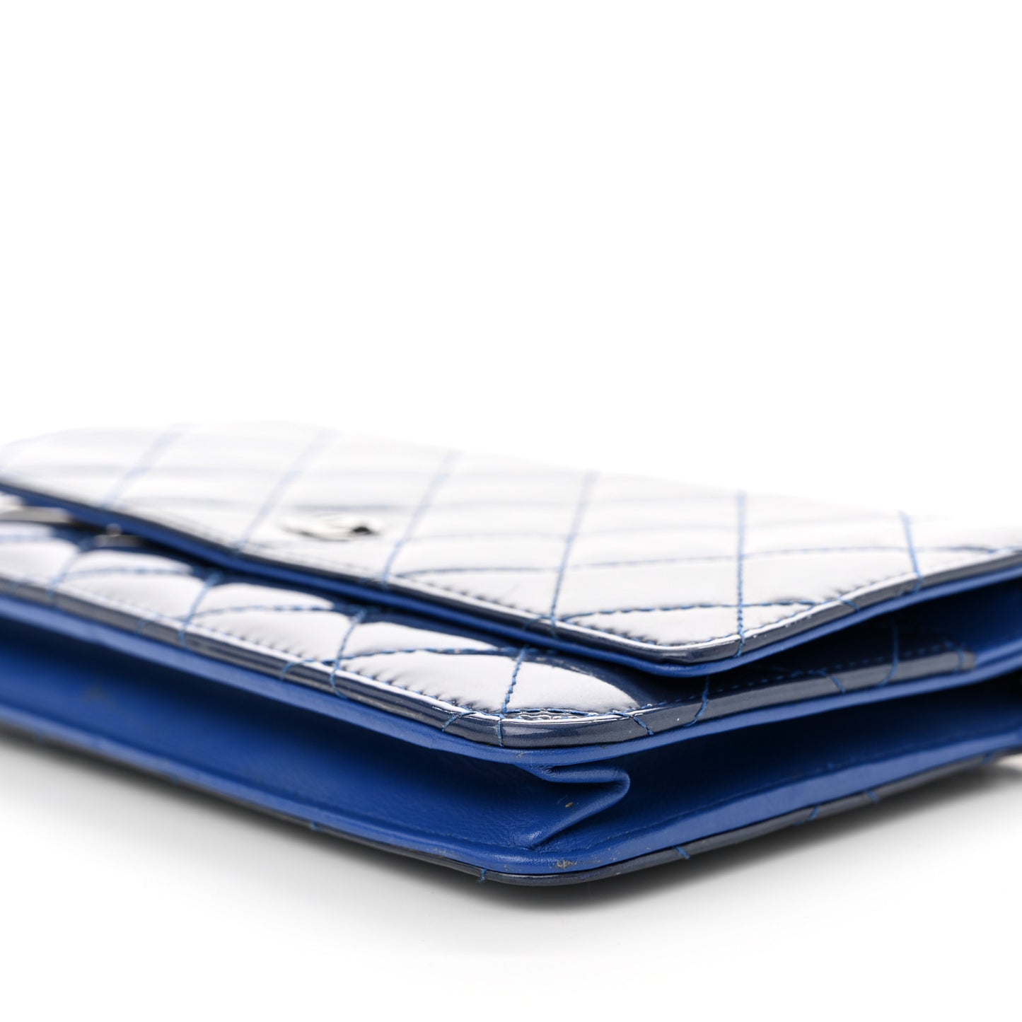 Patent Quilted Wallet On Chain WOC Blue