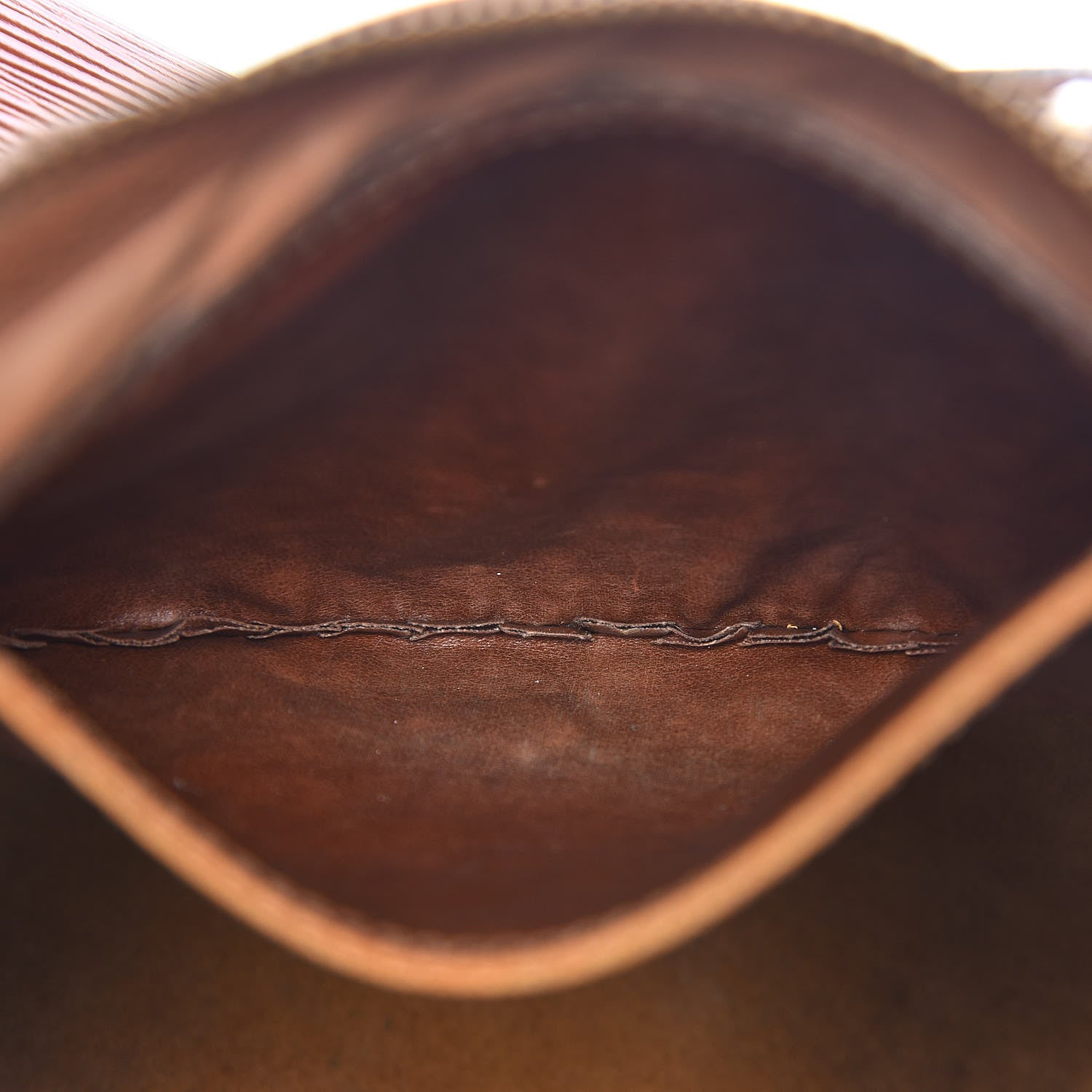 Louis Vuitton Epi Speedy 25 Kenyan Fawn 6 of 16