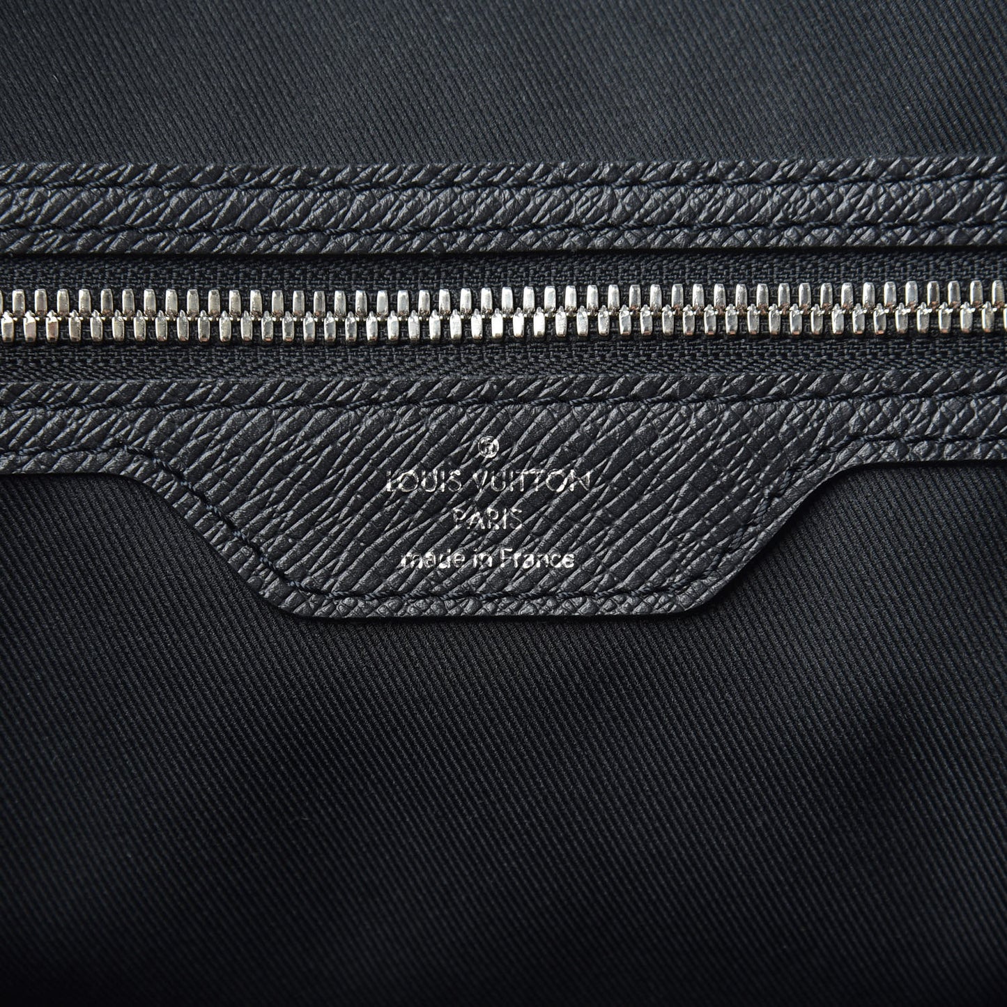 Taiga Monogram Eclipse Keepall Bandouliere 50 Black