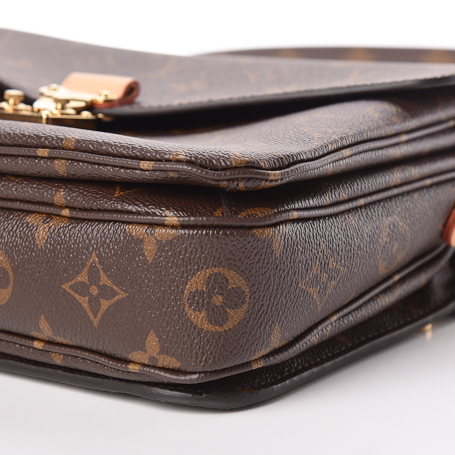 Louis Vuitton Monogram Pochette Metis 10 of 11