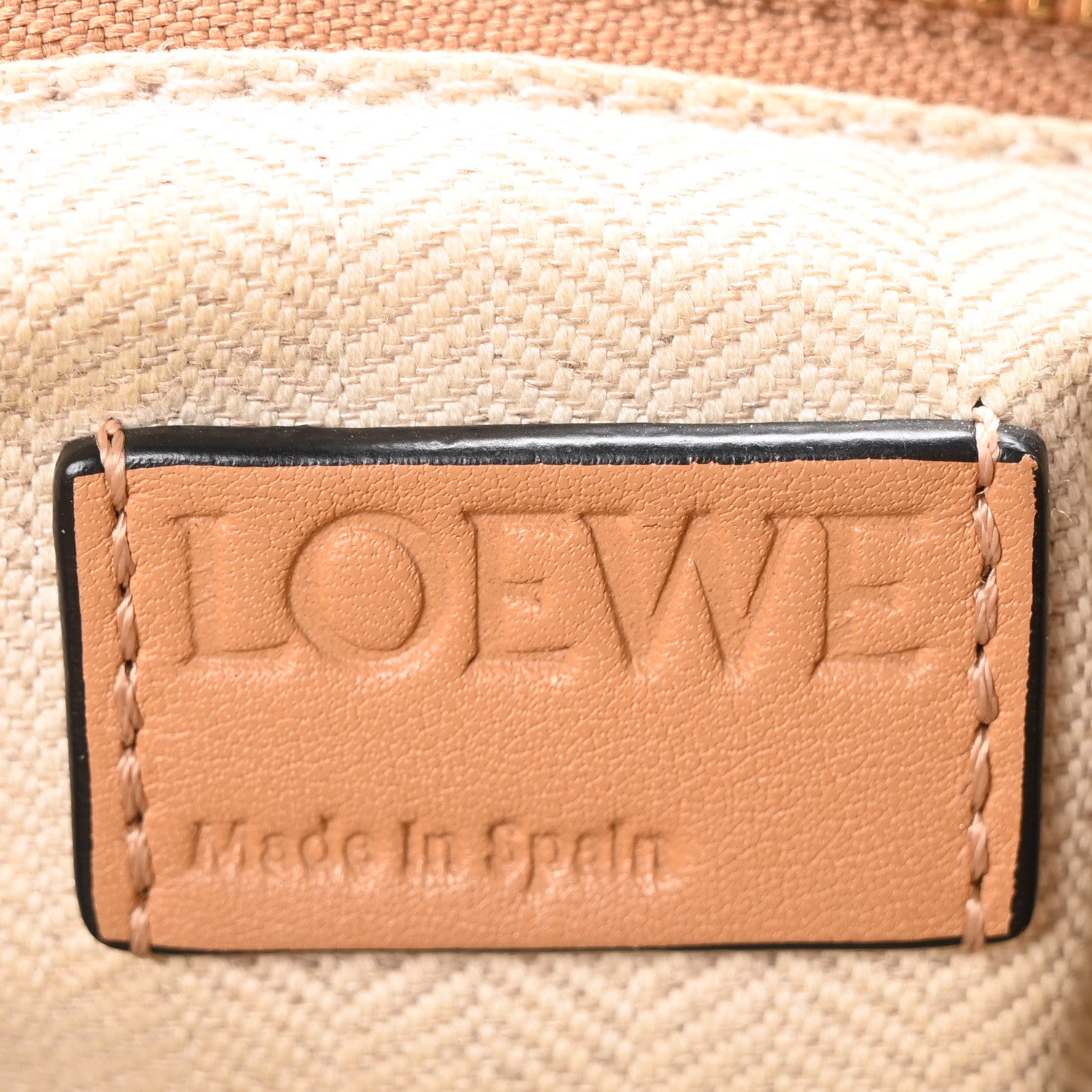 Loewe Calfskin Medium Puzzle Bag Warm Desert Mink 6 of 9