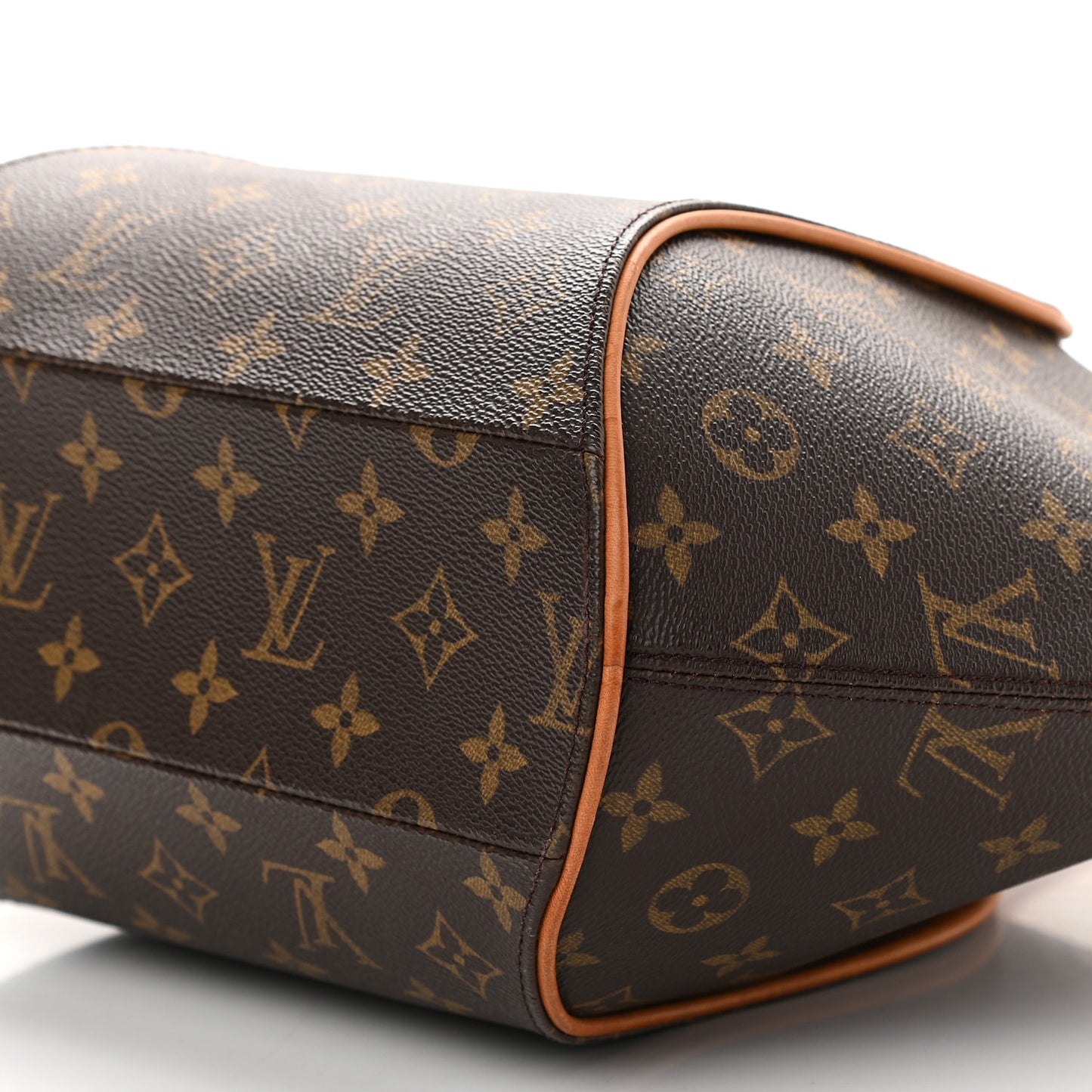 Monogram Ellipse MM