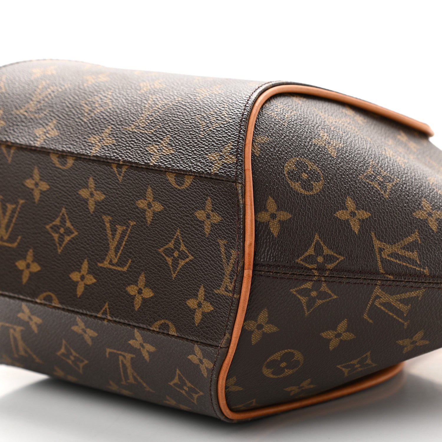 Louis Vuitton Monogram Ellipse MM 9 of 9