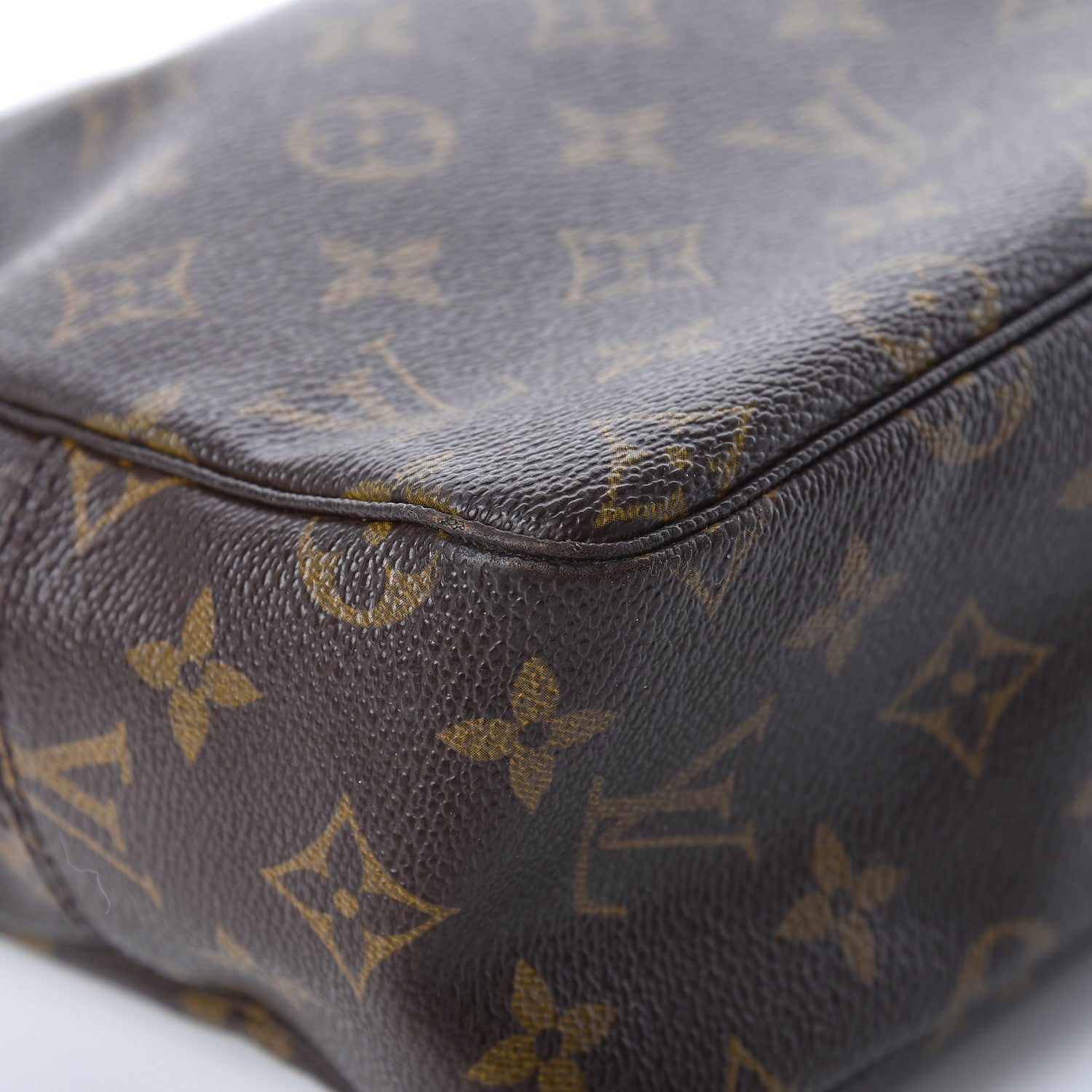 Louis Vuitton Monogram Trousse Toilette 28 15 of 15