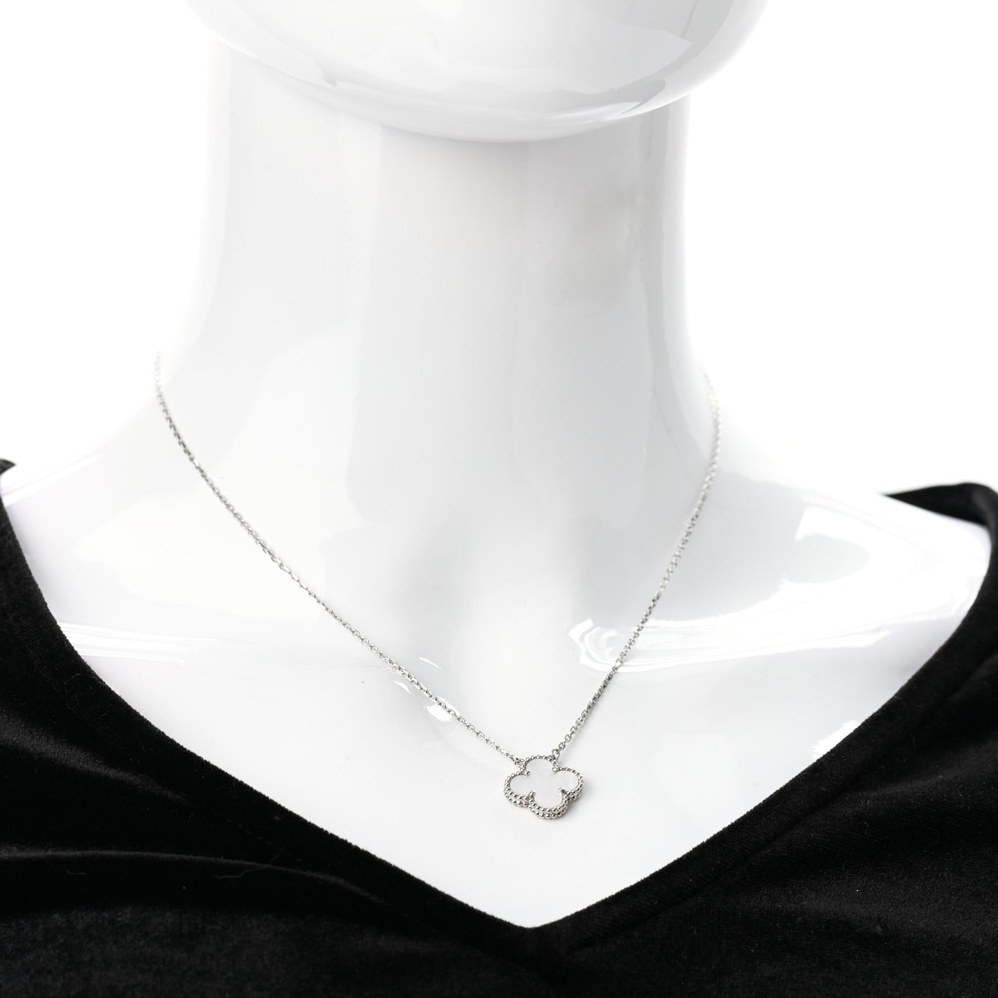 18K White Gold Mother of Pearl Vintage Alhambra Pendant Necklace