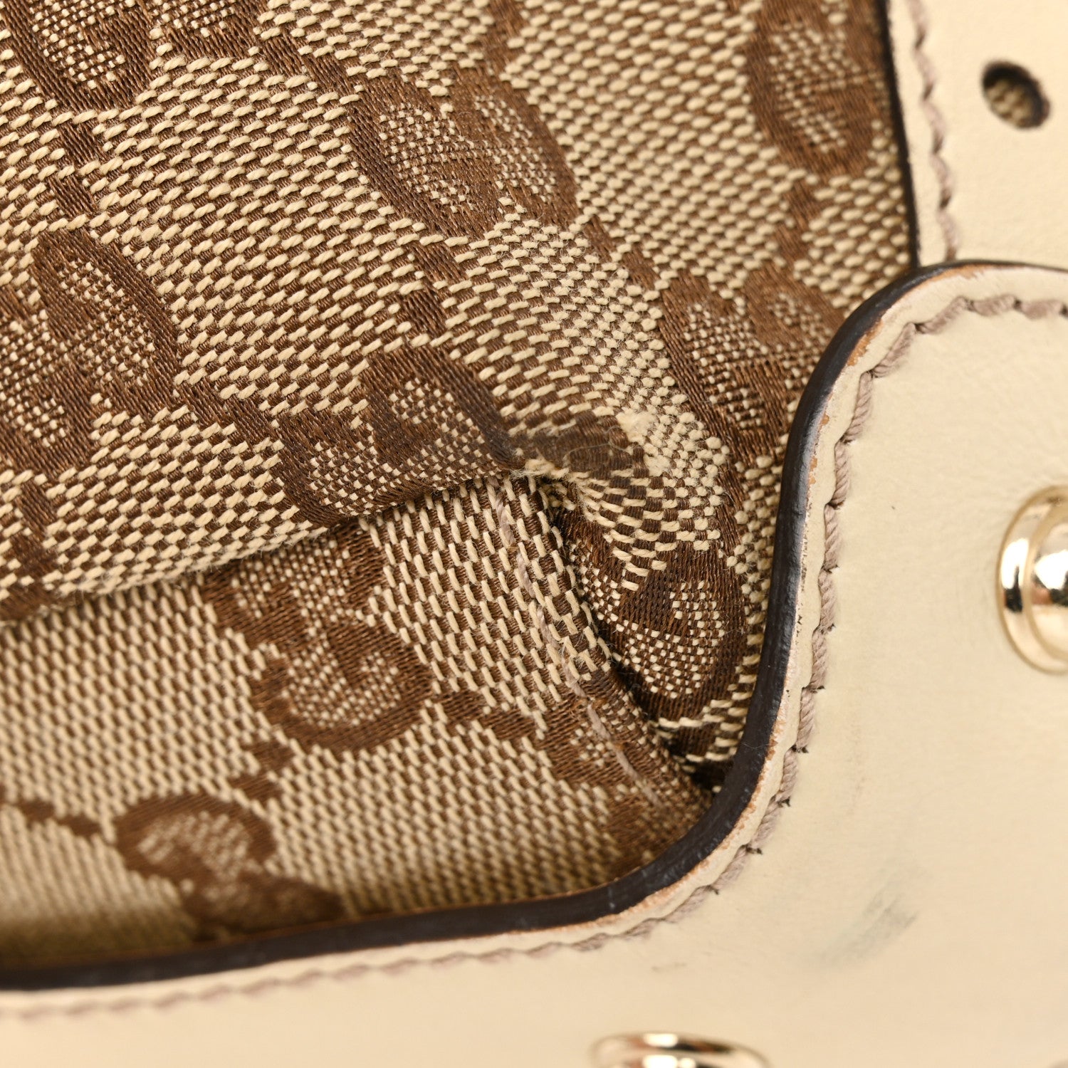 Gucci Monogram Small Pelham Shoulder Bag Off White 20 of 20
