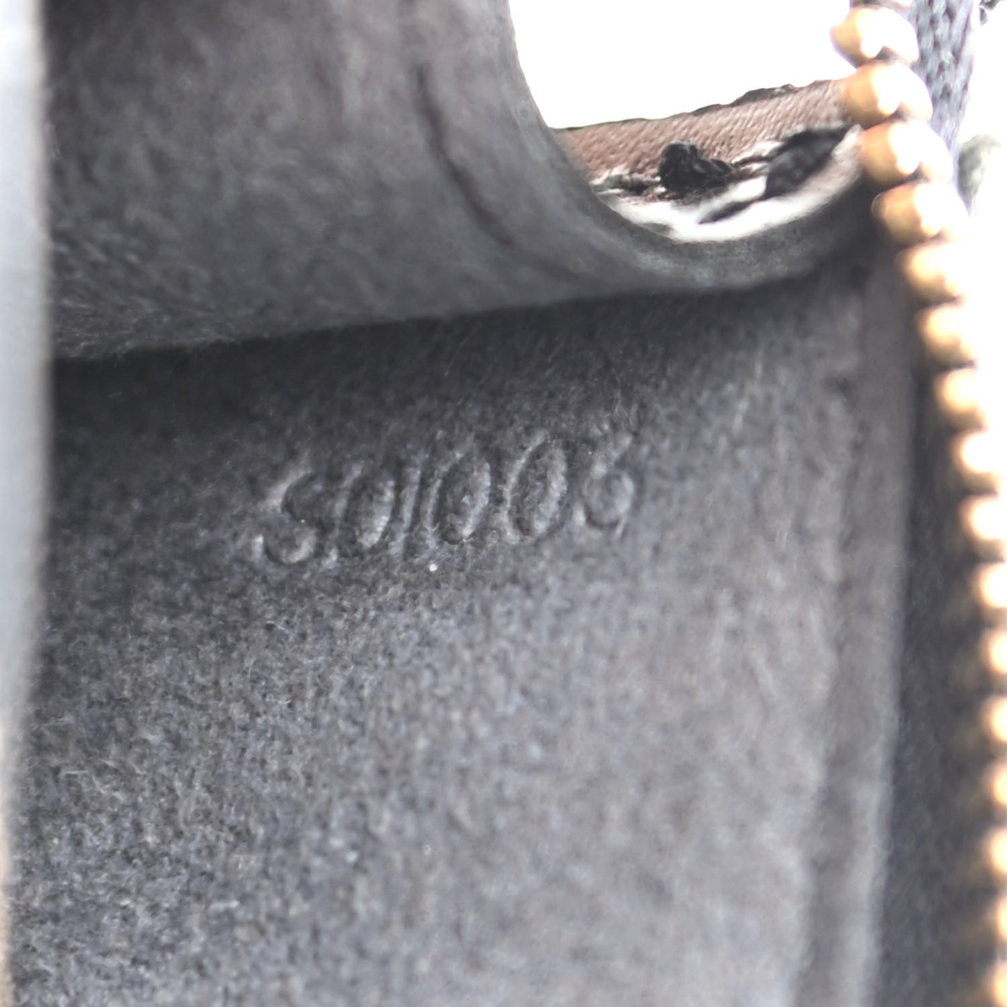 Epi Pochette Accessories 24 Black