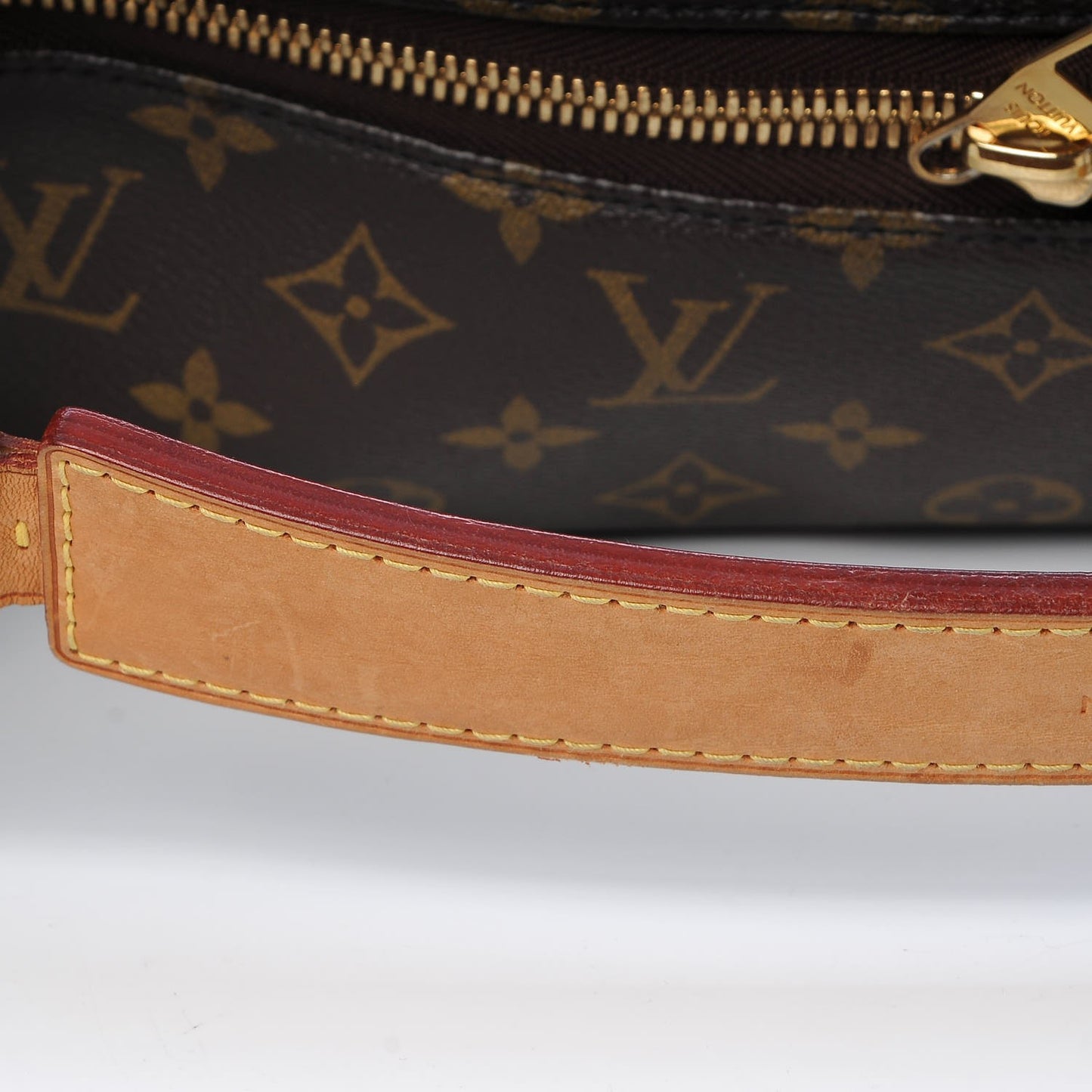 Monogram Sully MM