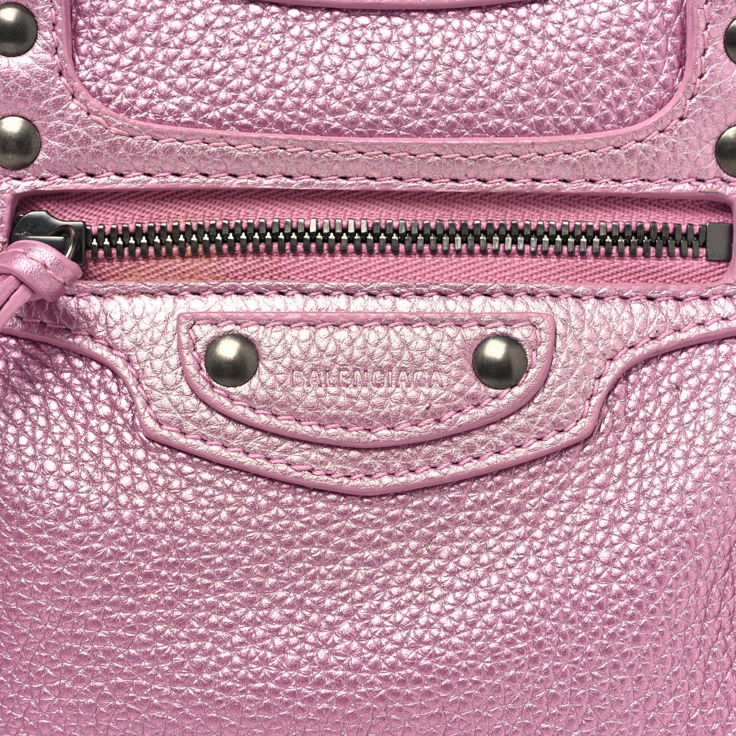Metallic Grained Calfskin Neo Classic Silver Hardware Mini City Pink