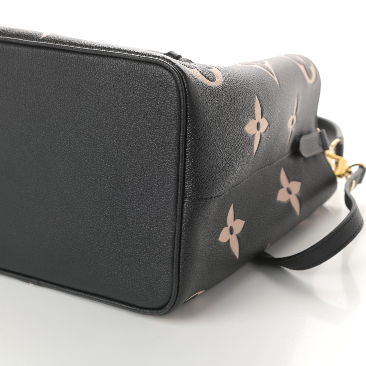 Louis Vuitton Empreinte Monogram Giant Neonoe MM Black Beige 9 of 9