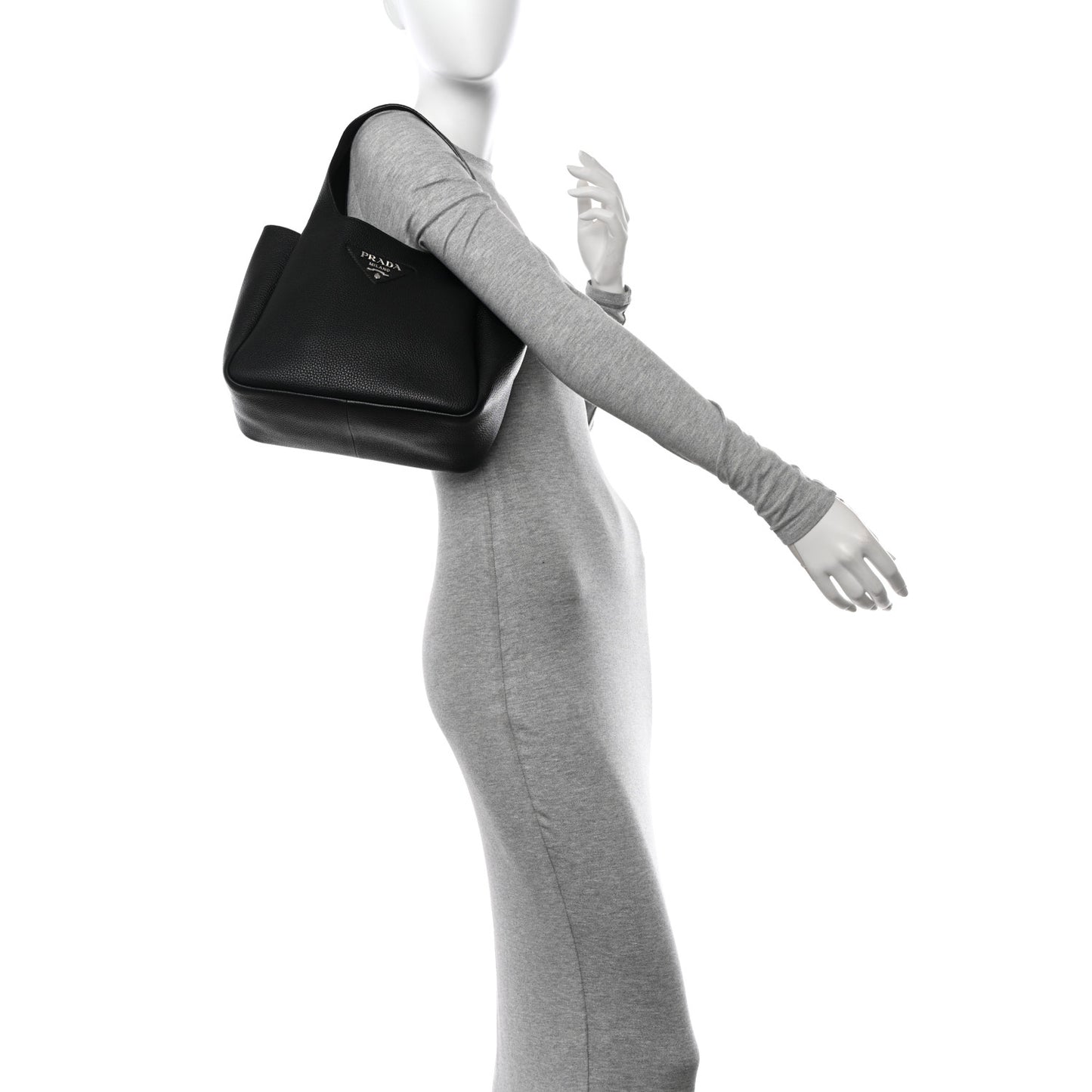 Vitello Daino Soft Small Dynamique Tote Black
