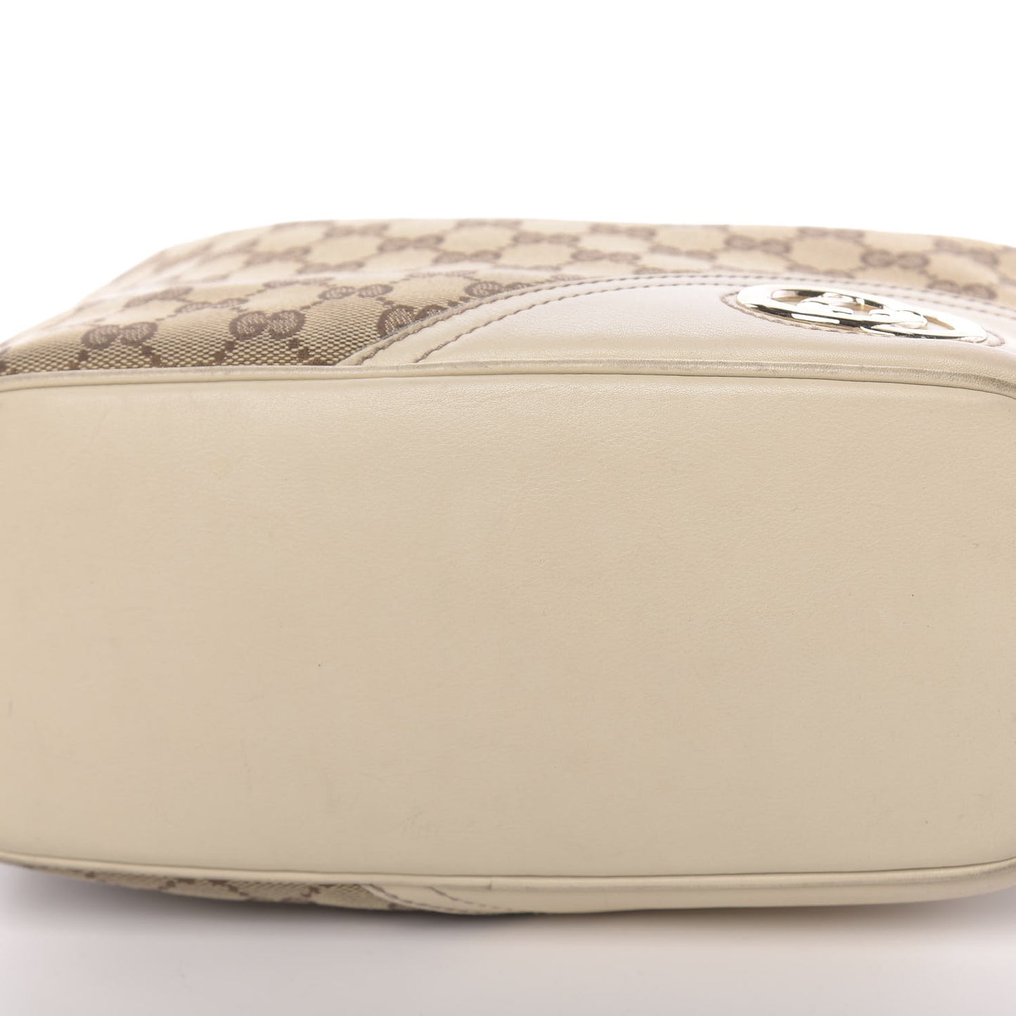 Monogram Medium New Britt Hobo Off White