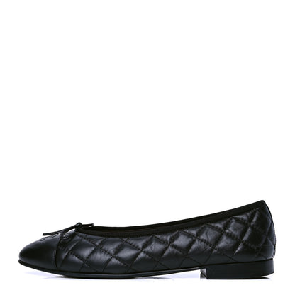 Chanel Aged Calfskin Quilted CC Cap Toe Ballerina Flats 40 Black 1 of 5