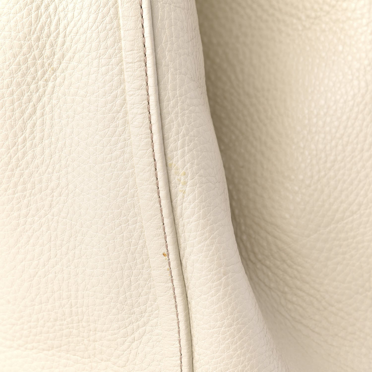 Gucci Pebbled Calfskin Medium Soho Shoulder Bag Off White 11 of 12