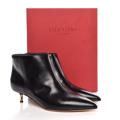 Valentino Garavani Calfskin Pointed Toe Ankle BBoots 40 Black 10 of 10