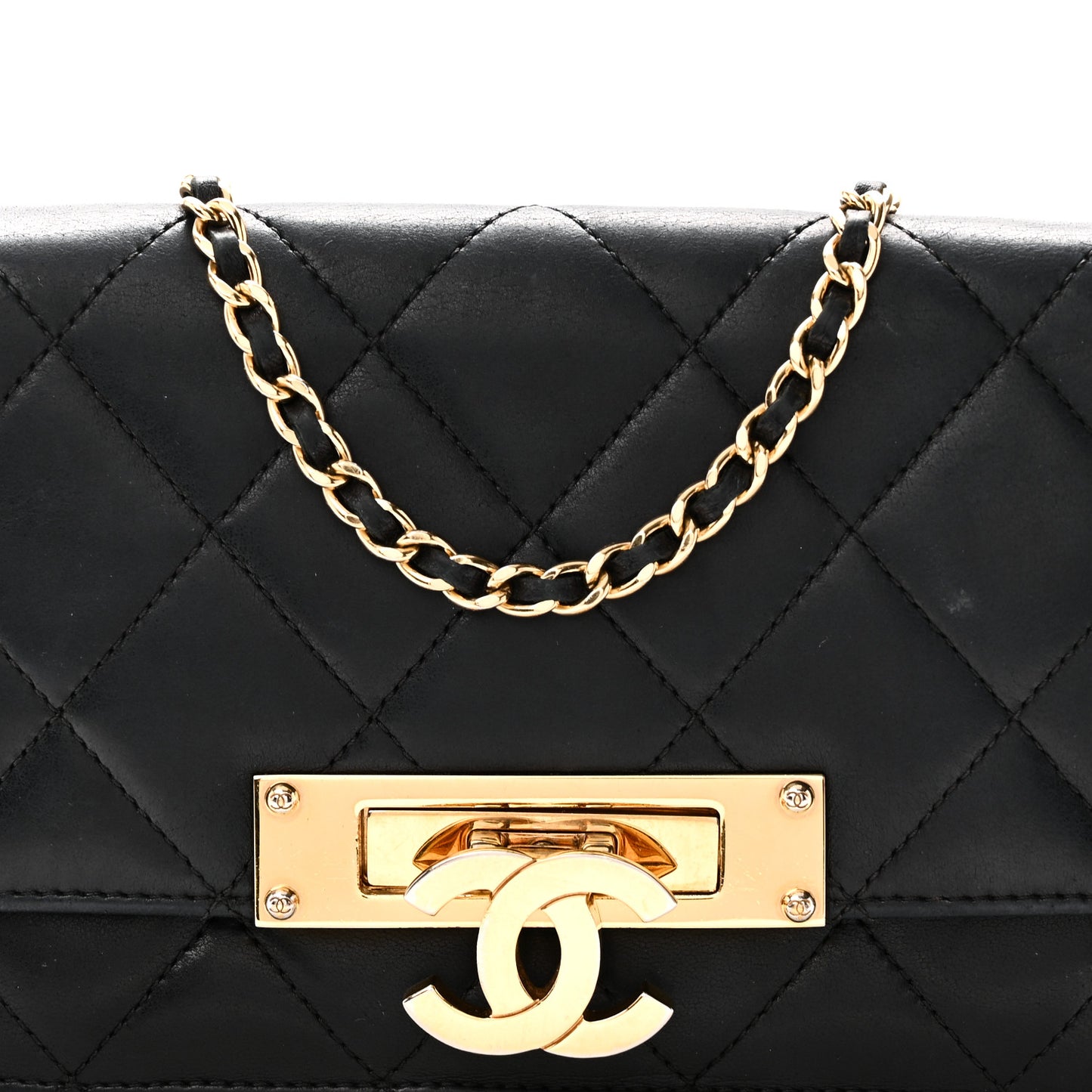 Lambskin Quilted Golden Class Wallet on Chain WOC Black