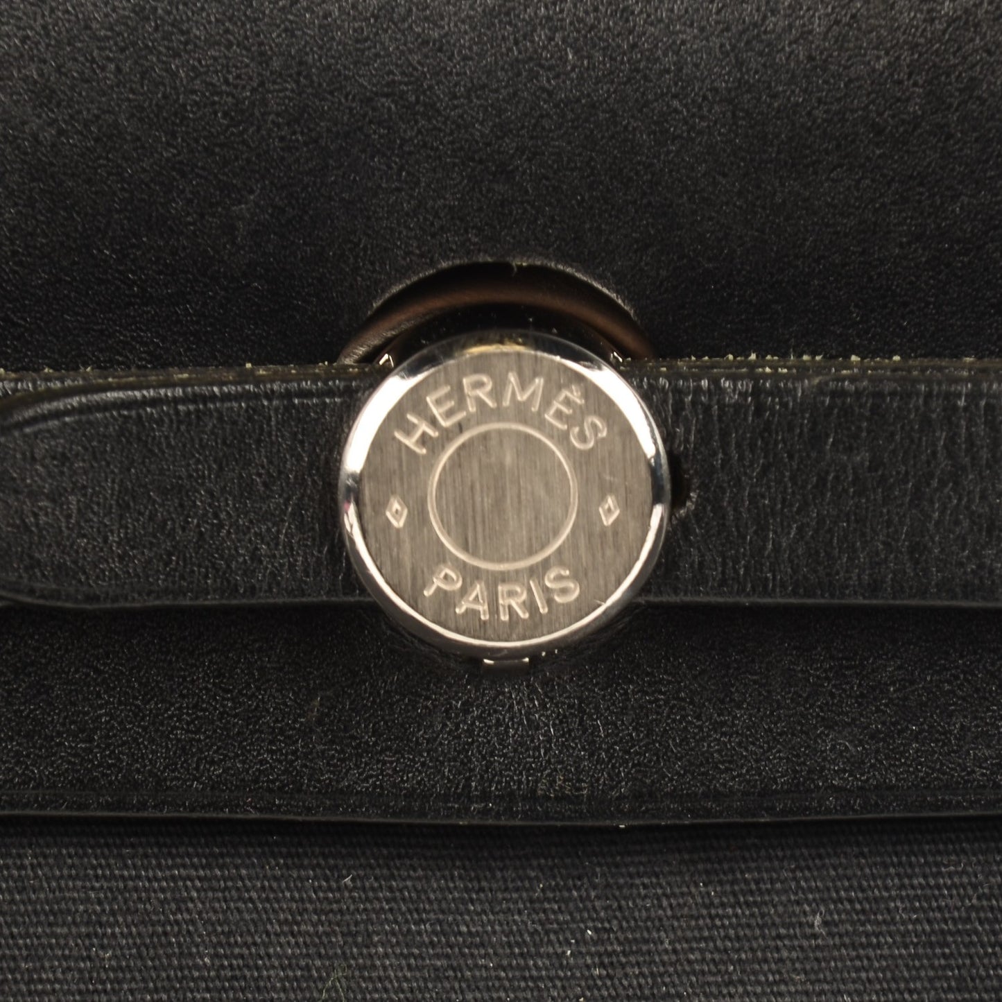 Vache Calfskin Toile Herbag 30 PM Black