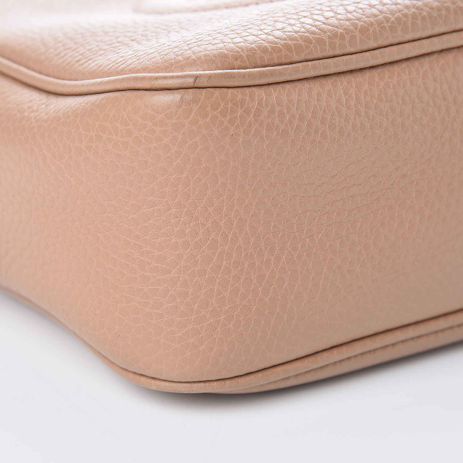 Gucci Pebbled Calfskin Small Soho Disco Bag Camelia 10 of 12