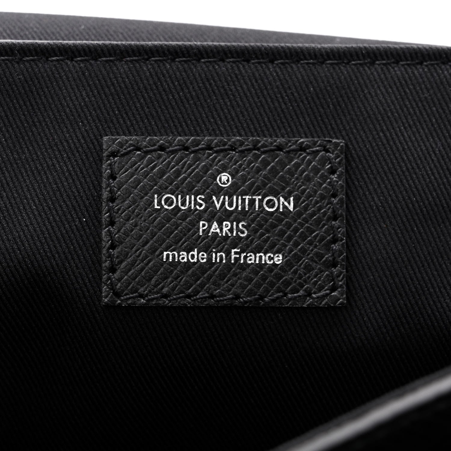 Louis Vuitton Taiga District PM Black 6 of 10