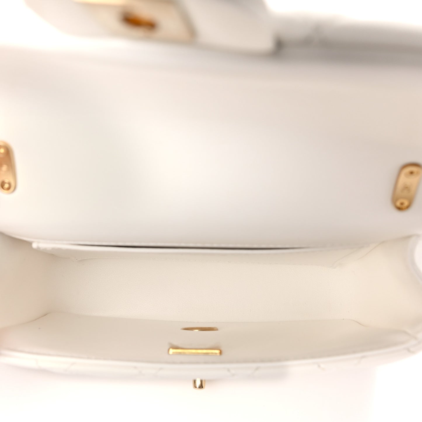 Shiny Lambskin Quilted Pearl Twist Mini Square Flap White