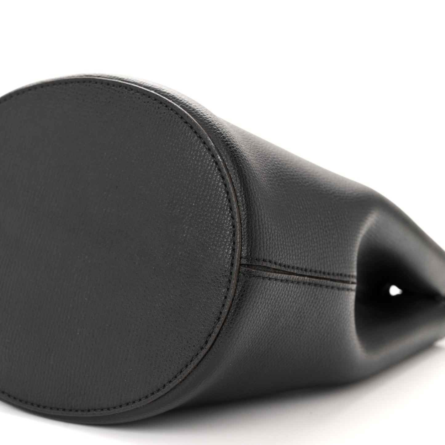 London Grainy Calfskin Small Lorne Bucket Crossbody Black