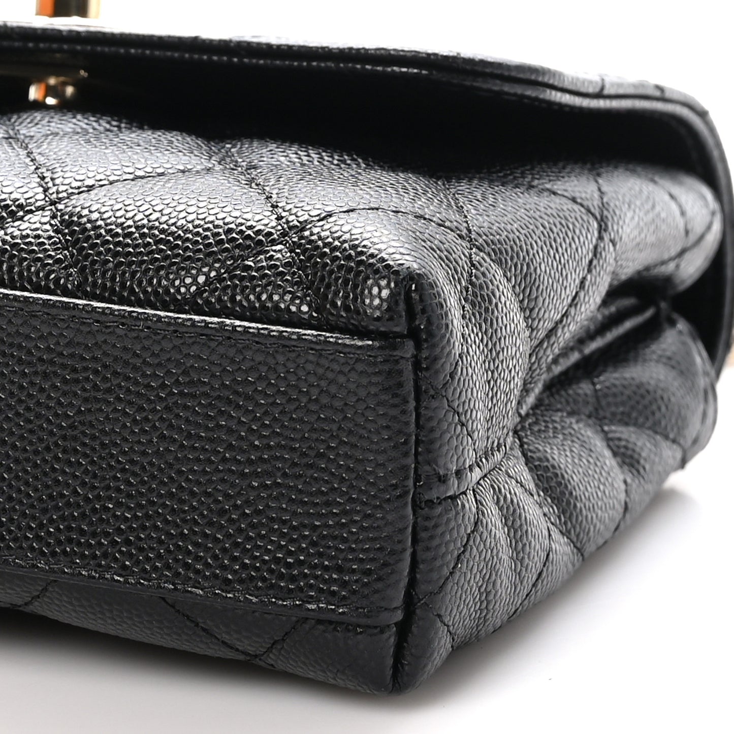 Caviar Quilted Coco Handle Clutch With Chain Black