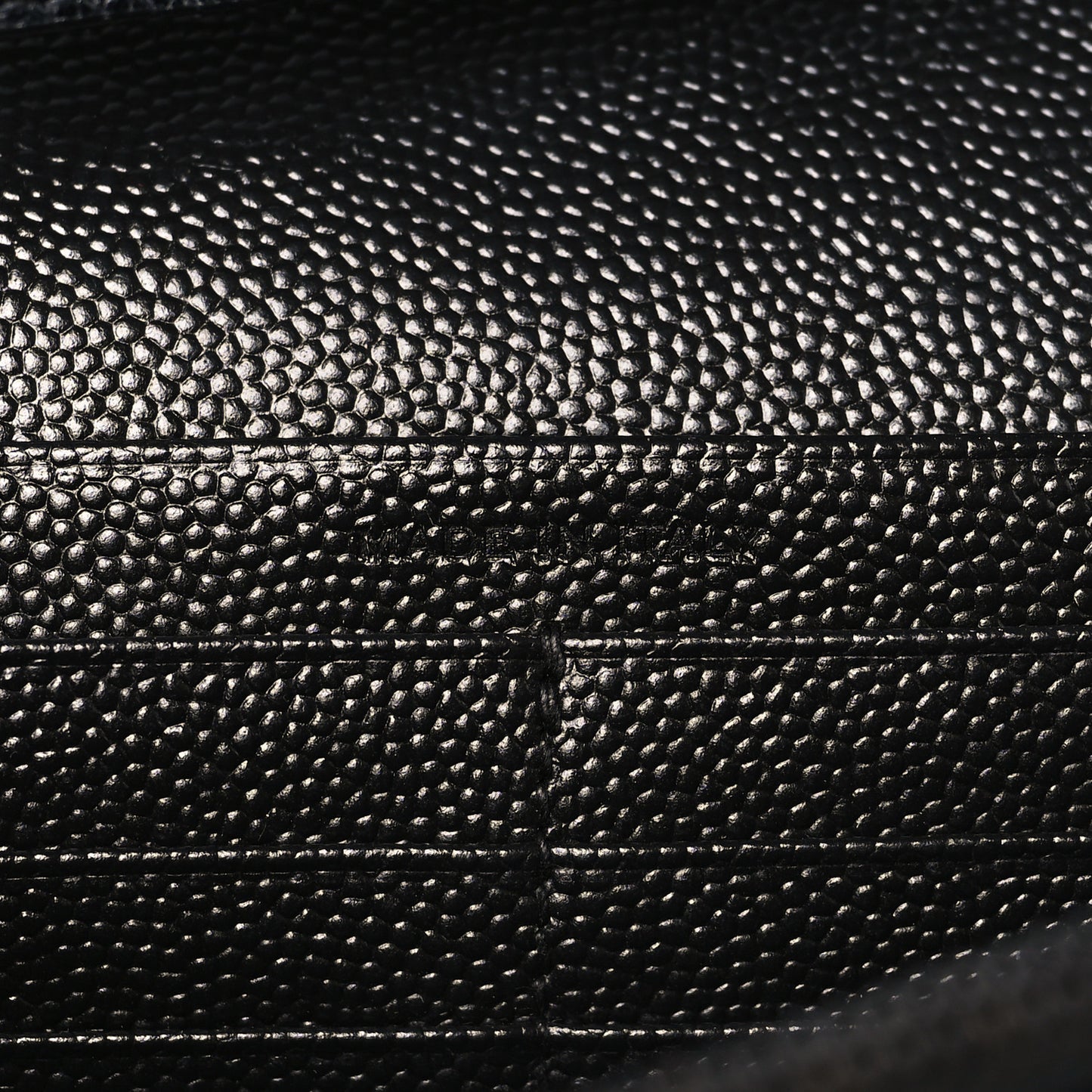 Grain De Poudre Matelasse Chevron Monogram Monochrome Chain Wallet Black