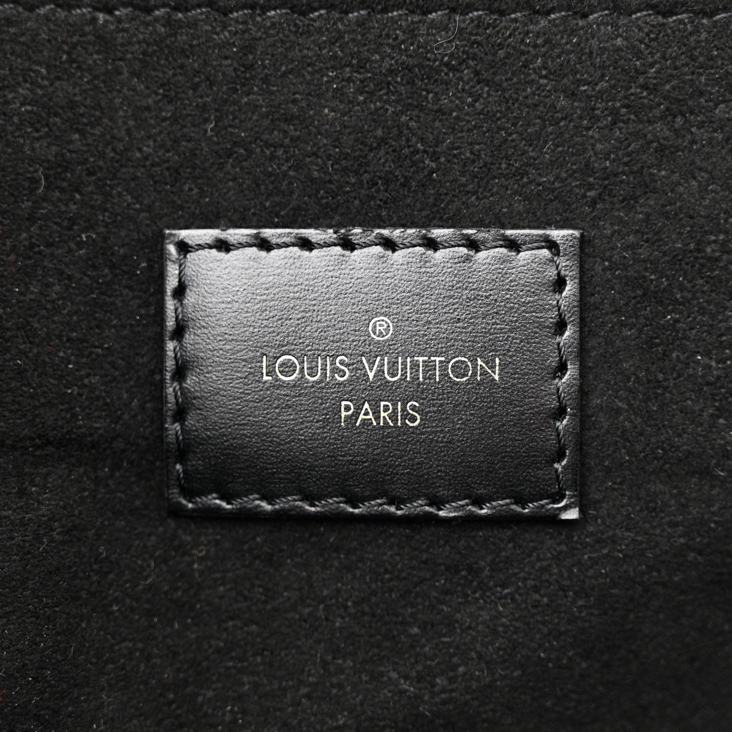 Reverse Monogram Pochette Metis