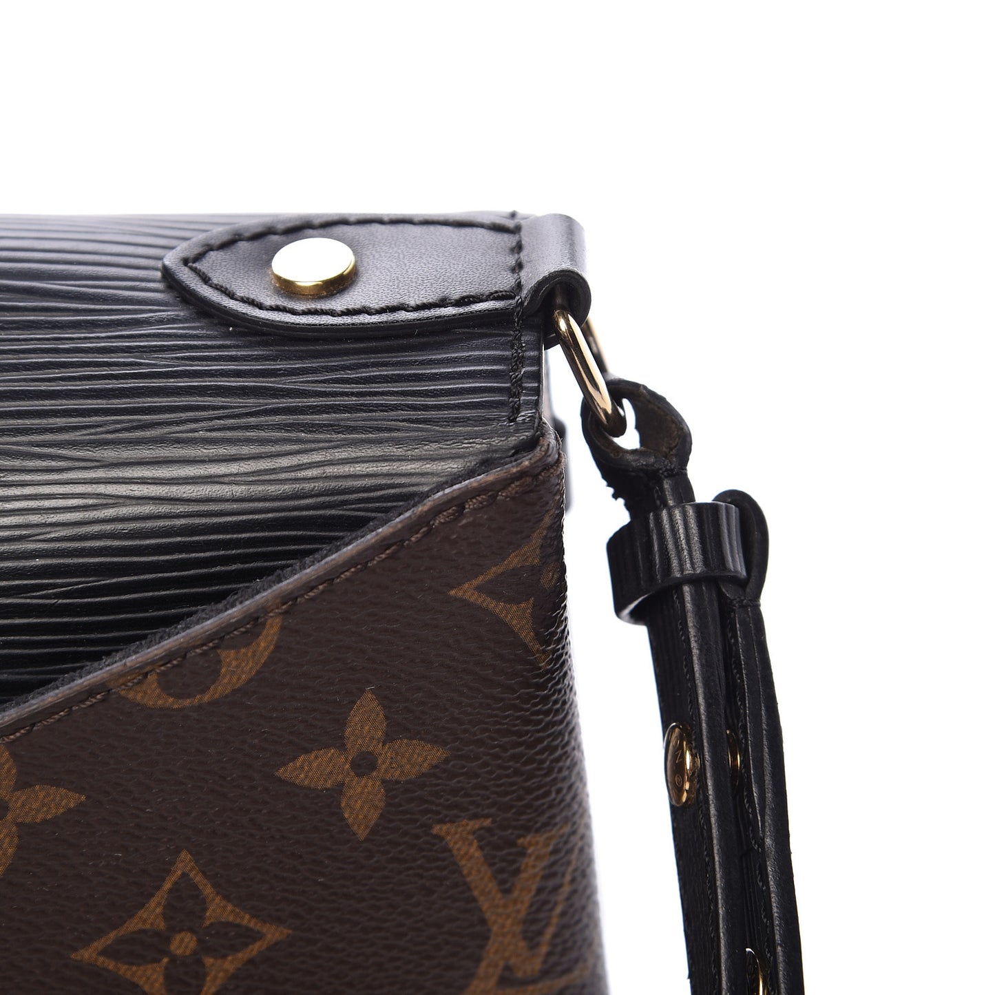 Epi Monogram Saint Michel Black