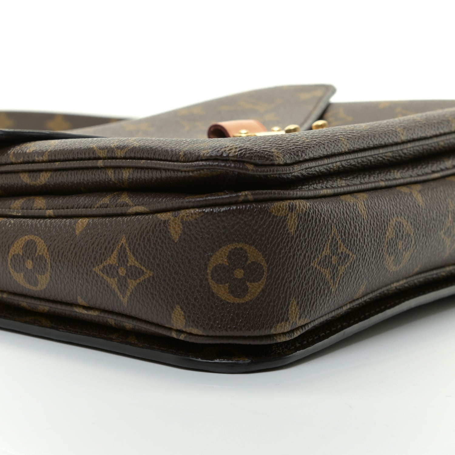 Louis Vuitton Monogram Pochette Metis 7 of 10