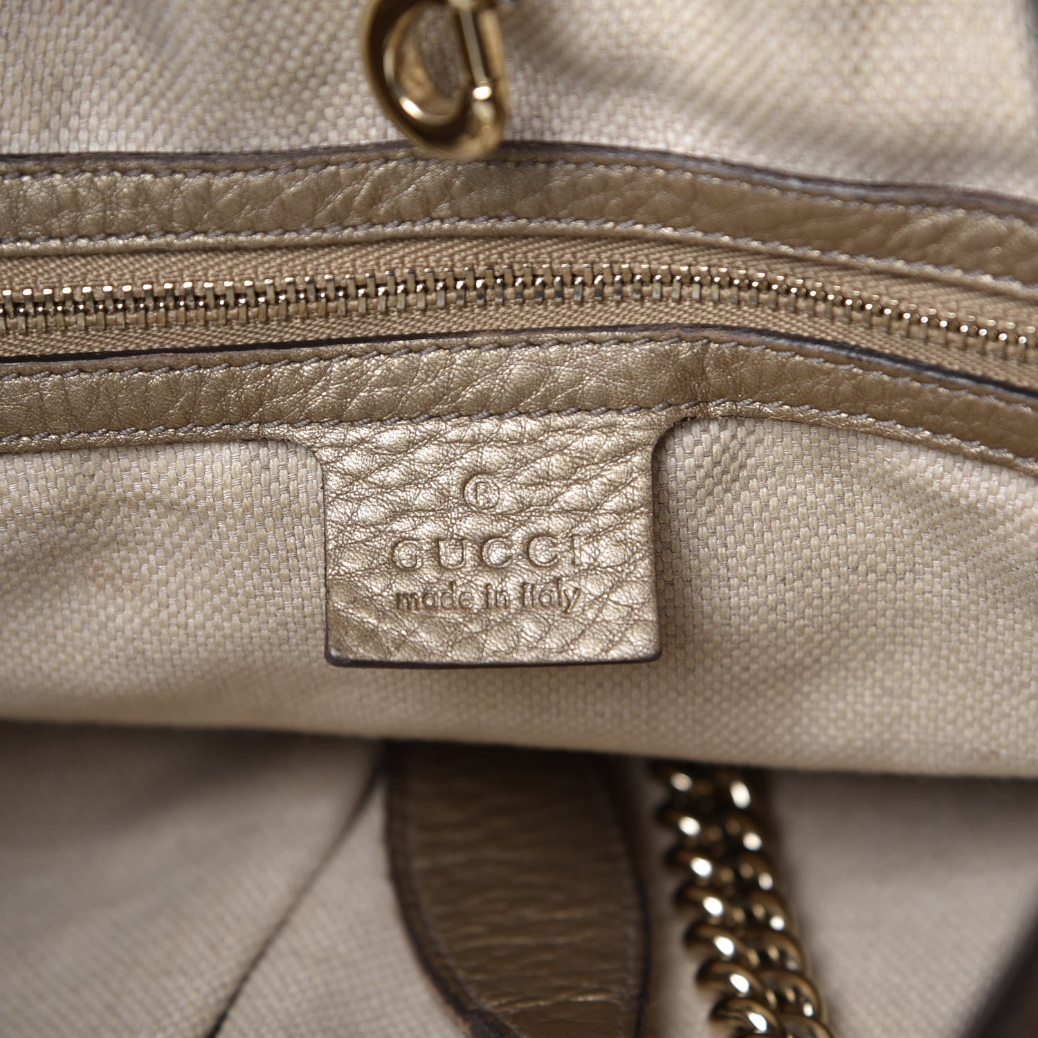 Gucci Metallic Pebbled Calfskin Medium Soho Chain Shoulder Bag Golden Beige 6 of 18