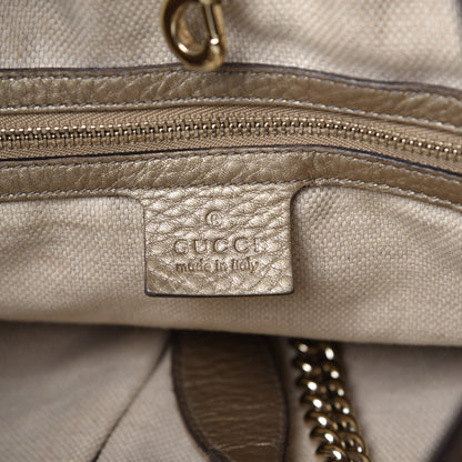 Gucci Metallic Pebbled Calfskin Medium Soho Chain Shoulder Bag Golden Beige 6 of 18