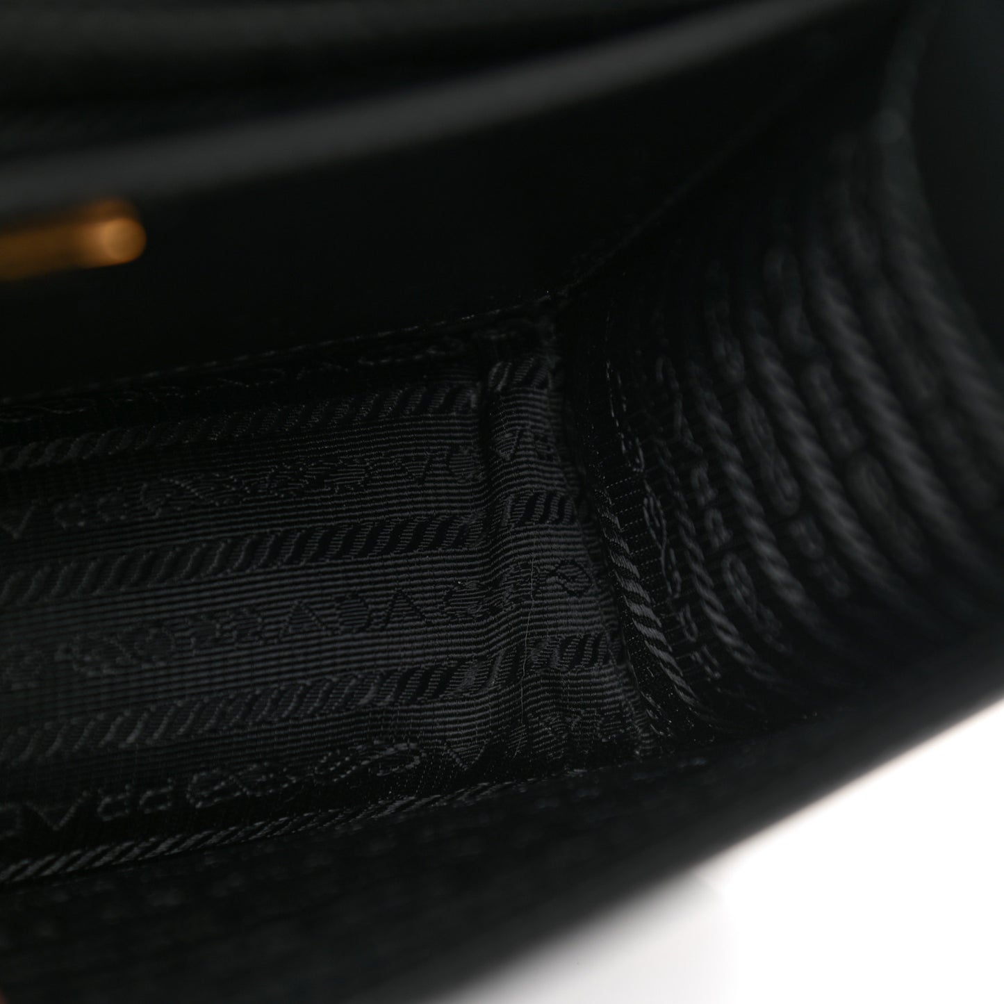 Saffiano Cuir Triangle Embleme Flap Shoulder Bag Black