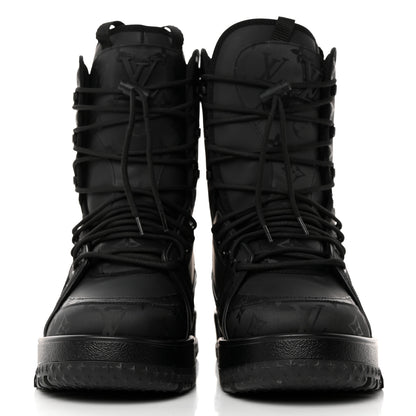 Louis Vuitton Monogram Mens LV Trainer Snow Snow Boots 8 Black 2 of 8