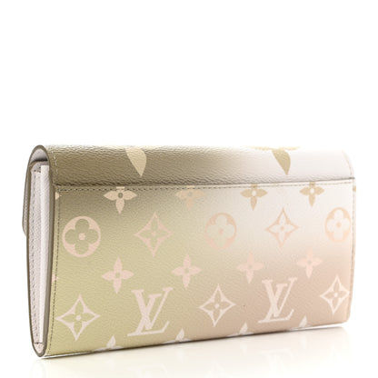Louis Vuitton Monogram Giant Spring In The City Sarah Wallet NM Sunset Kaki 3 of 6