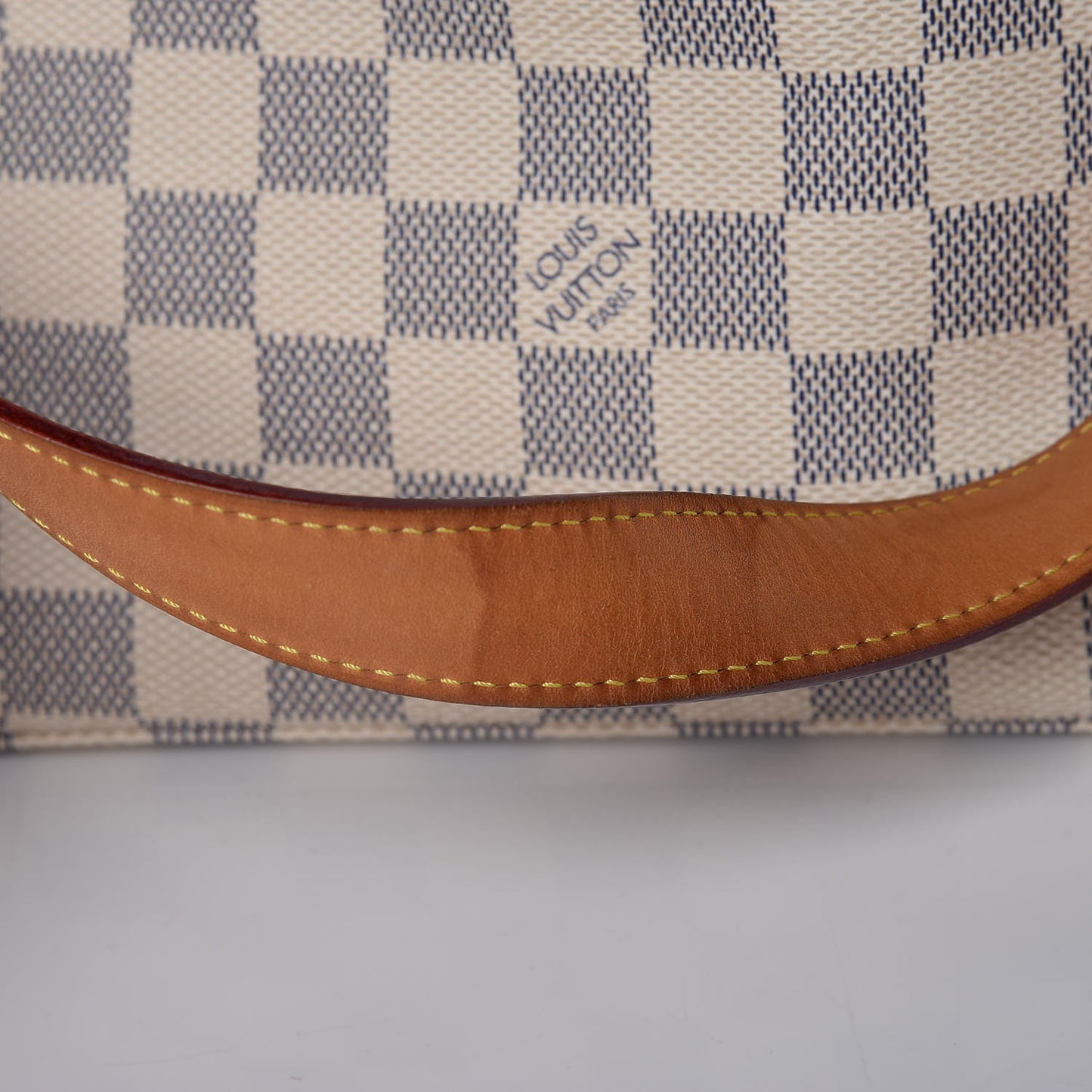 Damier Azur Hampstead PM