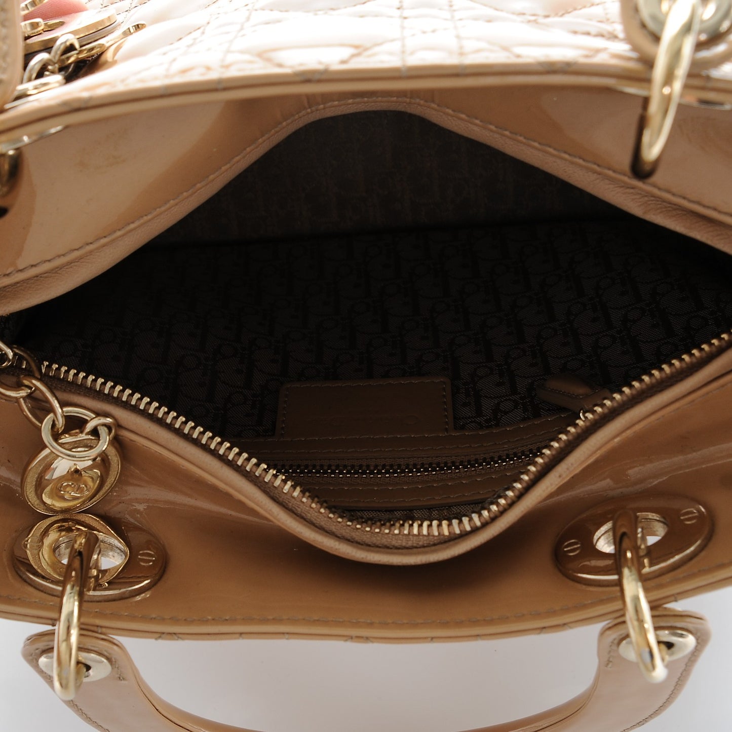 Patent Cannage Medium Lady Dior Beige