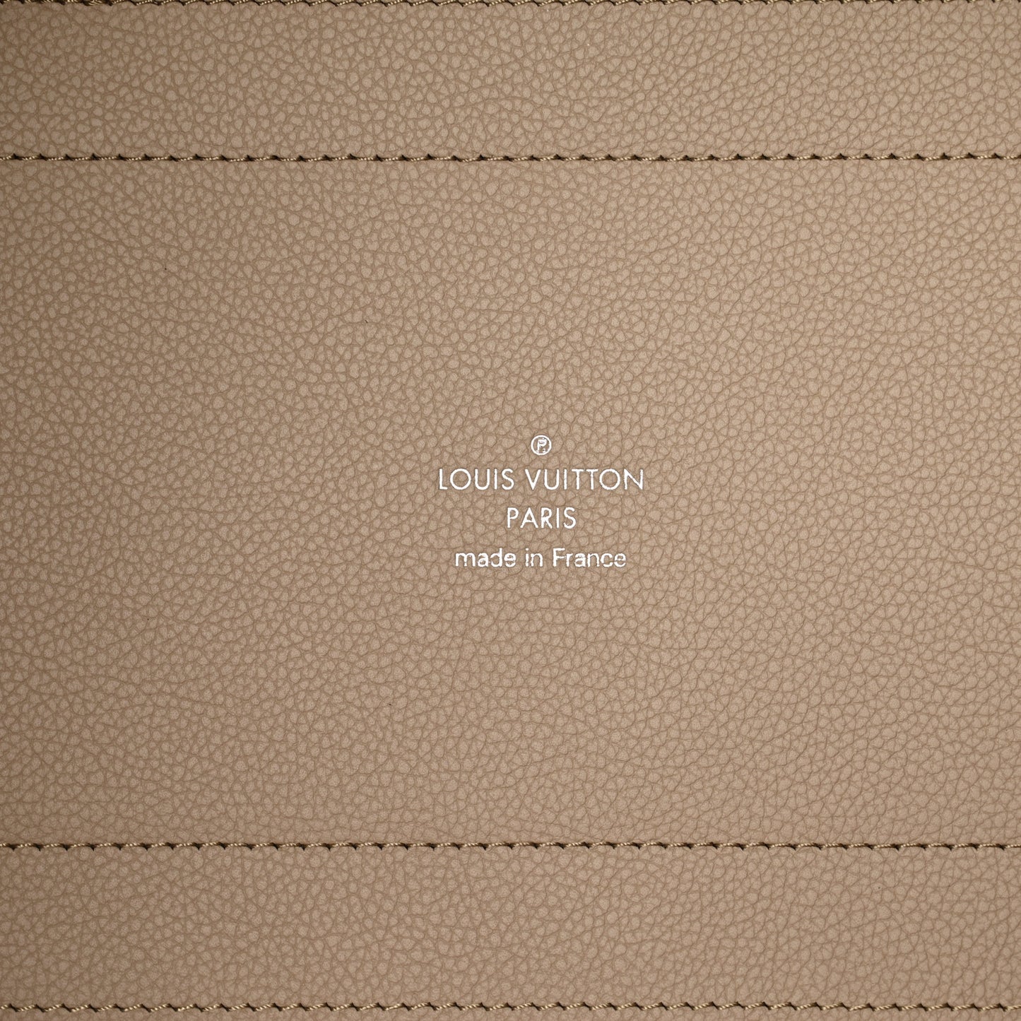 LOUIS VUITTON Mahina Hina MM Galet
