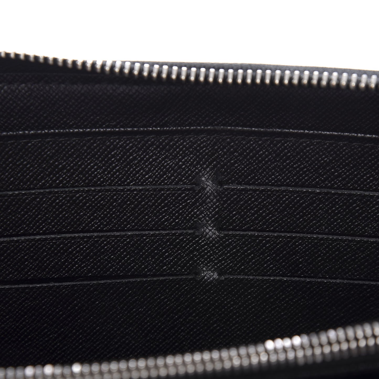 Damier Graphite Zippy Organizer Wallet