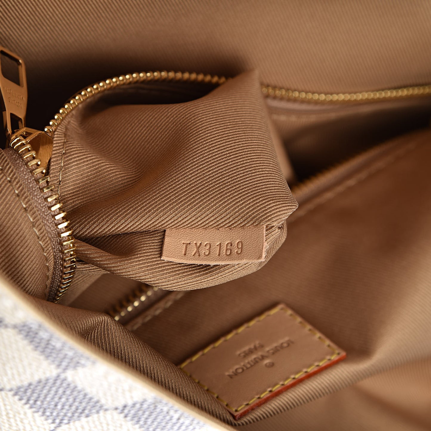 Damier Azur Graceful MM