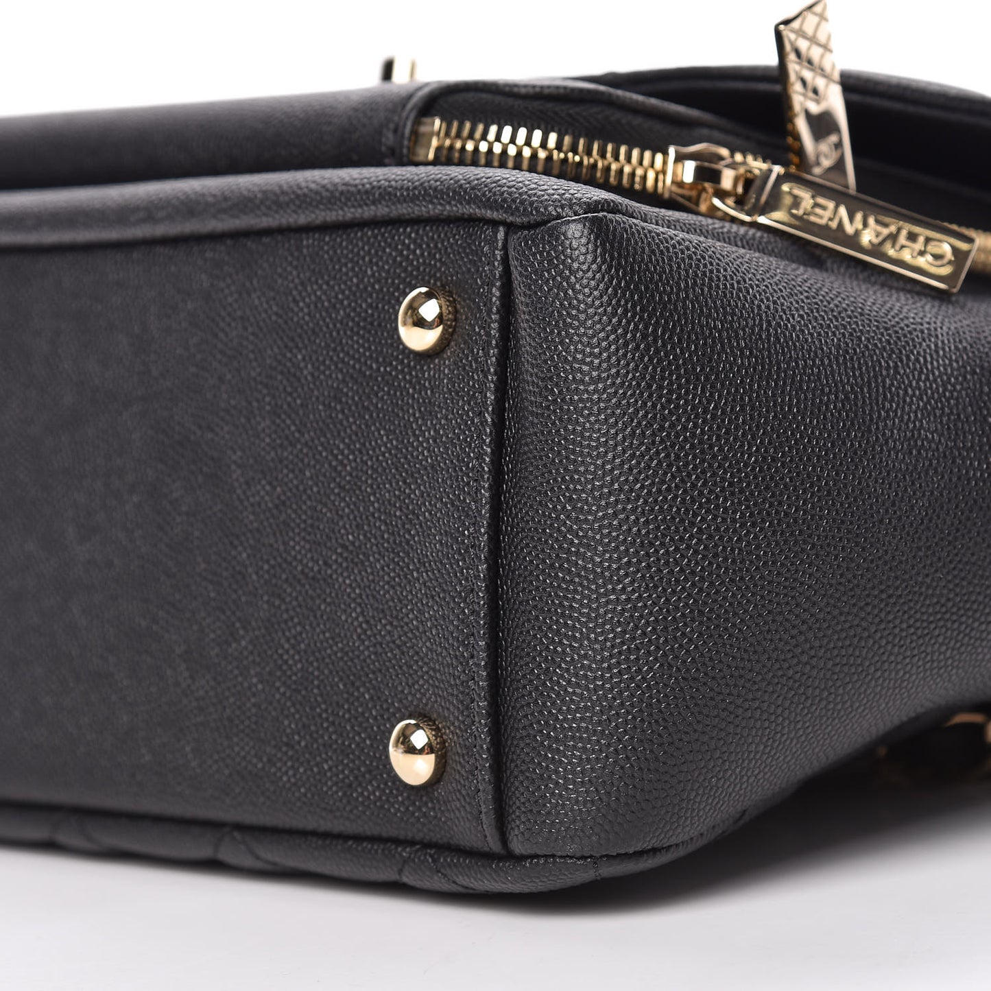 Caviar Quilted Large Business Affinity Flap Black