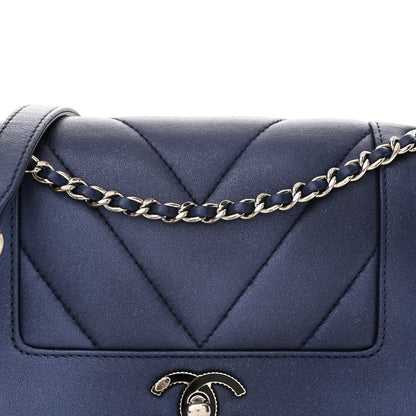 Chanel Metallic Sheepskin Chevron Quilted Medium Vintage Mademoiselle Flap Navy 9 of 12